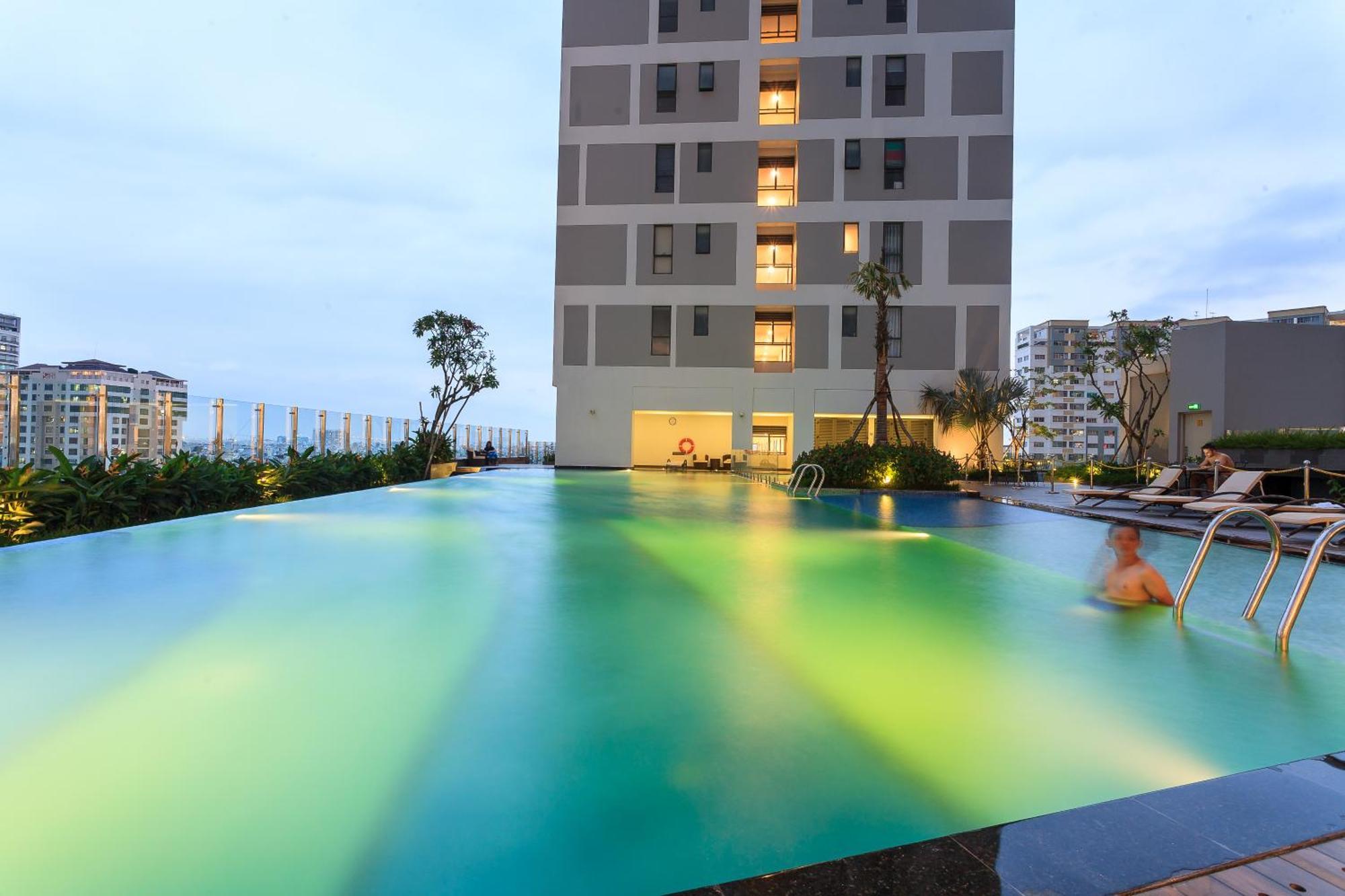 S'Home Saigon - Infinity Pool Signature Ho Chi Minh City Exterior photo